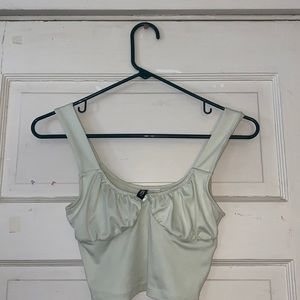 Divided XS green tank top